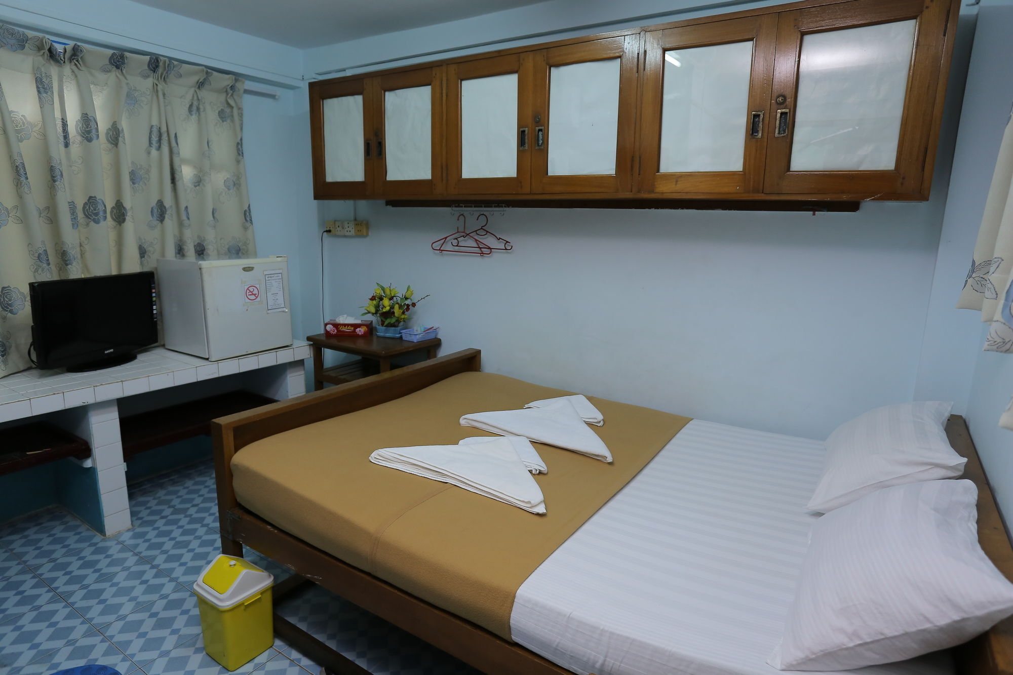 Chan Myae Thar Guest House Γιανγκόν Εξωτερικό φωτογραφία